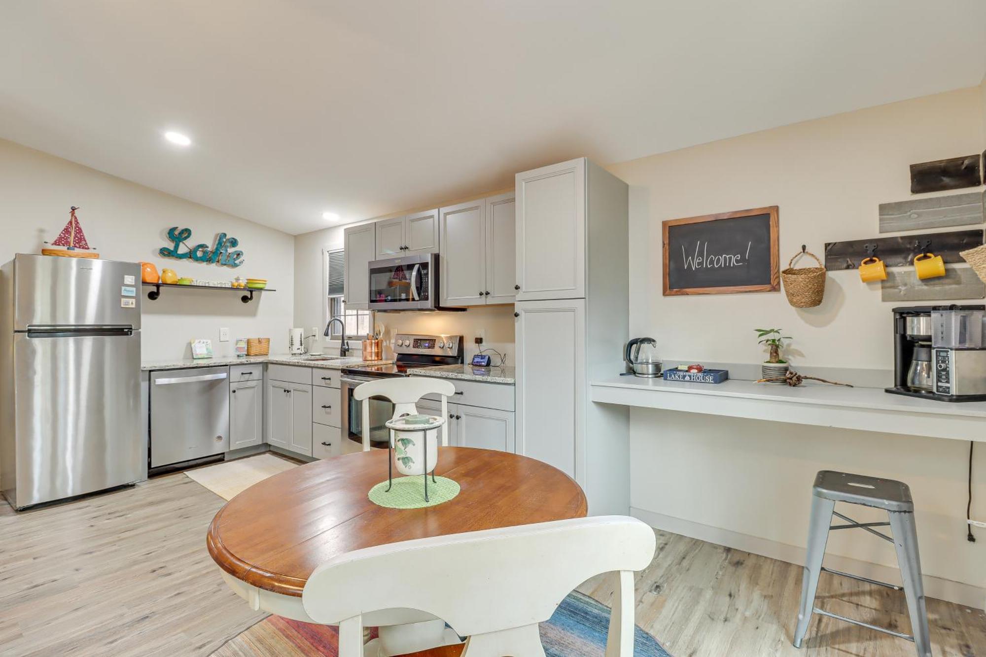 Quaint Jim Thorpe Cabin Retreat, Walk To Beach! Екстериор снимка