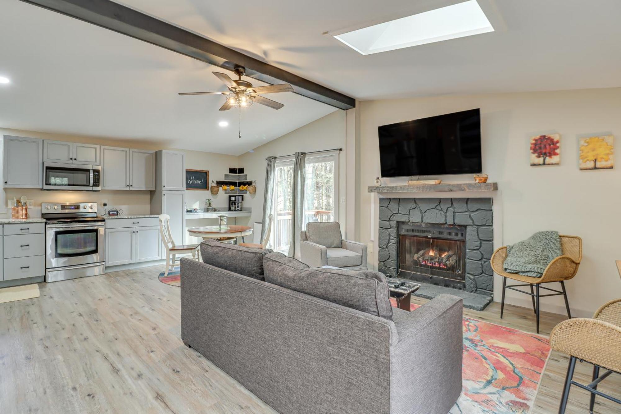 Quaint Jim Thorpe Cabin Retreat, Walk To Beach! Екстериор снимка