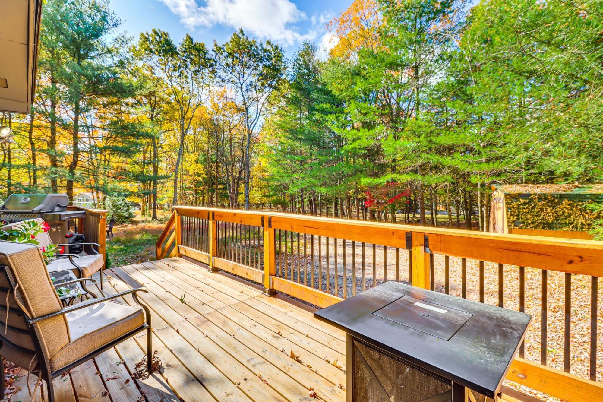 Quaint Jim Thorpe Cabin Retreat, Walk To Beach! Екстериор снимка